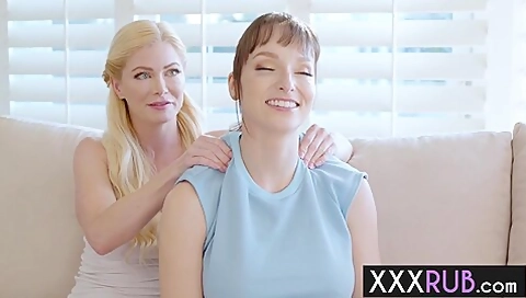 Hot Blonde Milf Masseuse Licking Babes Pussy After She Enjoyed Back Massage