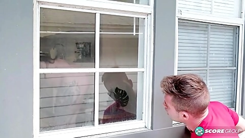 Peeping Tom Fucks Busty Nyx Monroe
