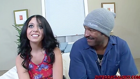 Madelyn Screams Her Way Through This Bbc Fuck