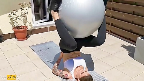 Eva Maddison And Wet Kelly - Blowjob Video