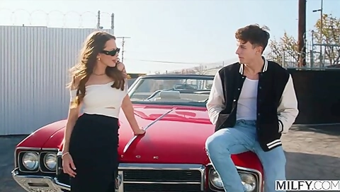 Milf Justine Fucks Young Stud In His Classic Car